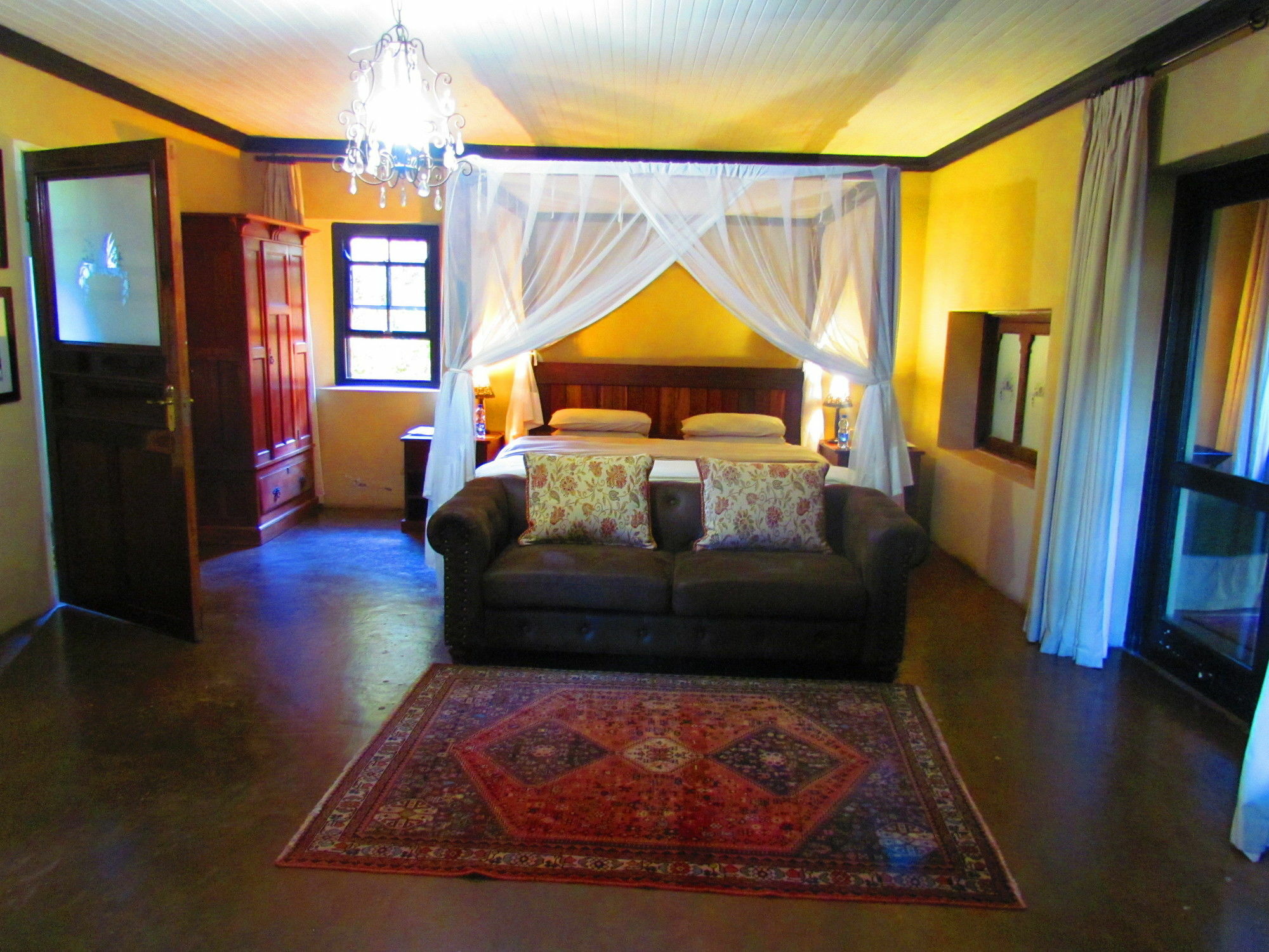 Plettenberg Bay Game Reserve: The Baroness Safari Lodge Extérieur photo